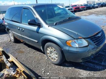  Salvage Chrysler Town & Country