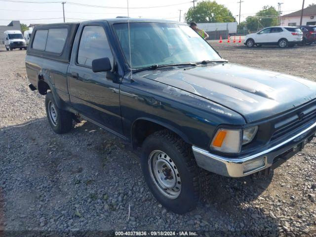  Salvage Toyota Pickup