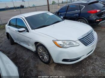  Salvage Chrysler 200