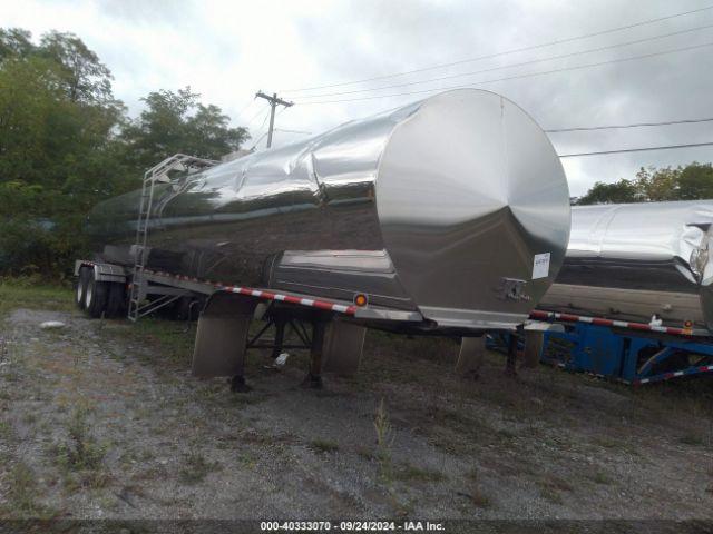  Salvage Tremcar Semi Tank Trailer