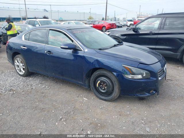  Salvage Nissan Maxima