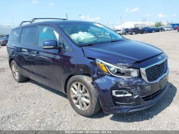  Salvage Kia Sedona