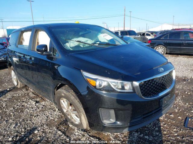  Salvage Kia Sedona