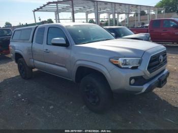  Salvage Toyota Tacoma