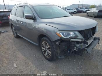  Salvage Nissan Pathfinder