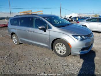  Salvage Chrysler Voyager