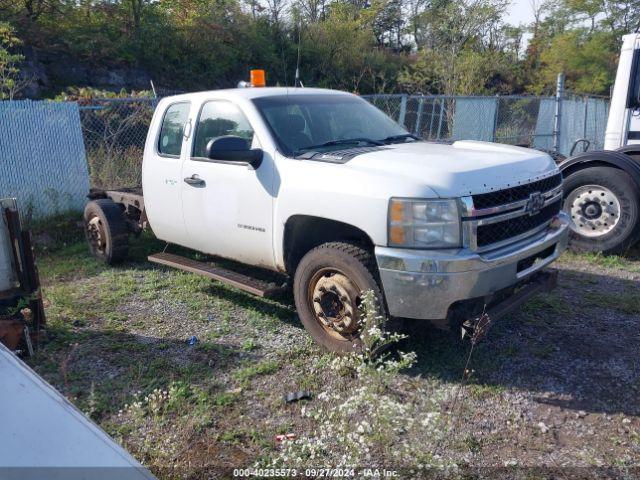  Salvage Chevrolet Silverado 2500