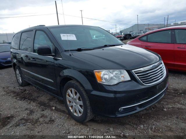  Salvage Chrysler Town & Country