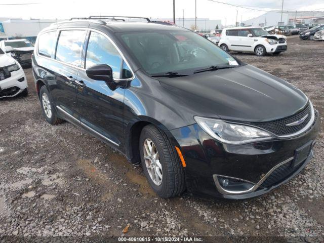  Salvage Chrysler Pacifica