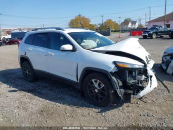  Salvage Jeep Cherokee