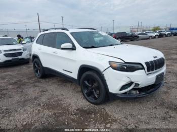  Salvage Jeep Cherokee