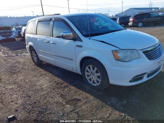  Salvage Chrysler Town & Country