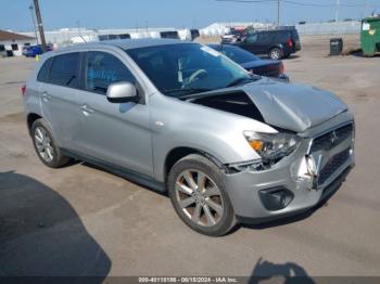  Salvage Mitsubishi Outlander