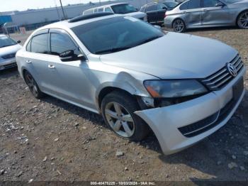  Salvage Volkswagen Passat