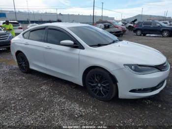  Salvage Chrysler 200