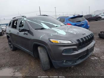  Salvage Jeep Cherokee