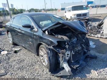  Salvage Chrysler 200