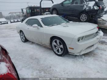  Salvage Dodge Challenger