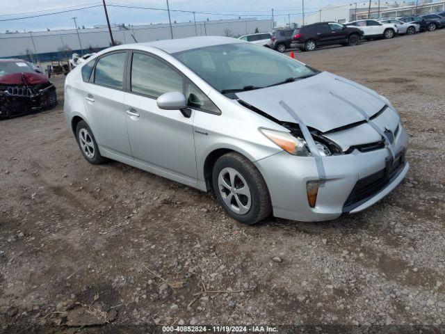  Salvage Toyota Prius