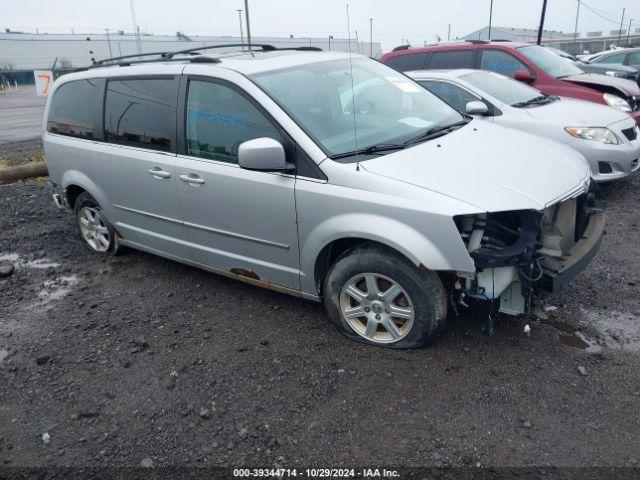  Salvage Chrysler Town & Country