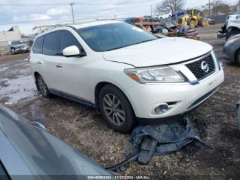  Salvage Nissan Pathfinder