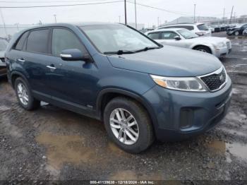  Salvage Kia Sorento