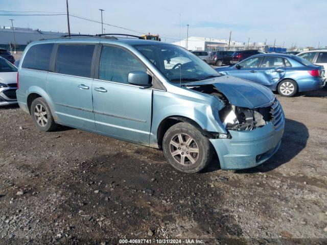  Salvage Chrysler Town & Country