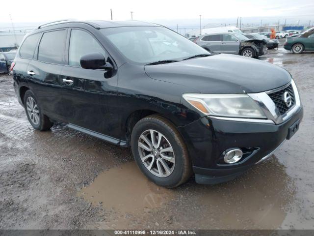  Salvage Nissan Pathfinder