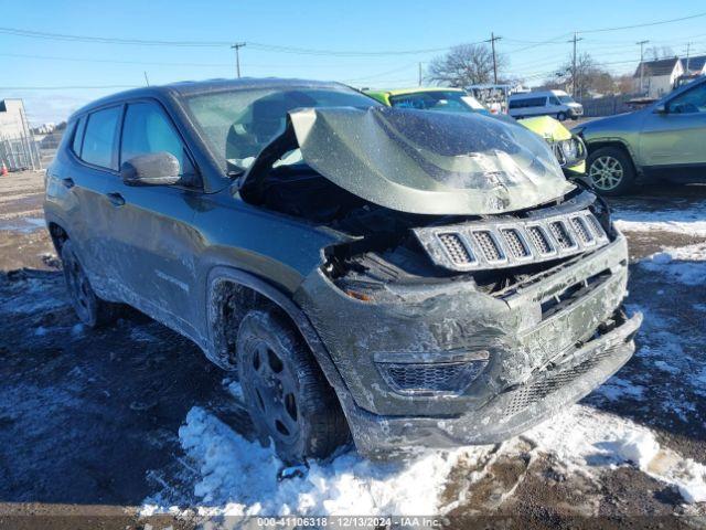  Salvage Jeep Compass