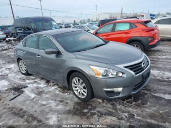  Salvage Nissan Altima