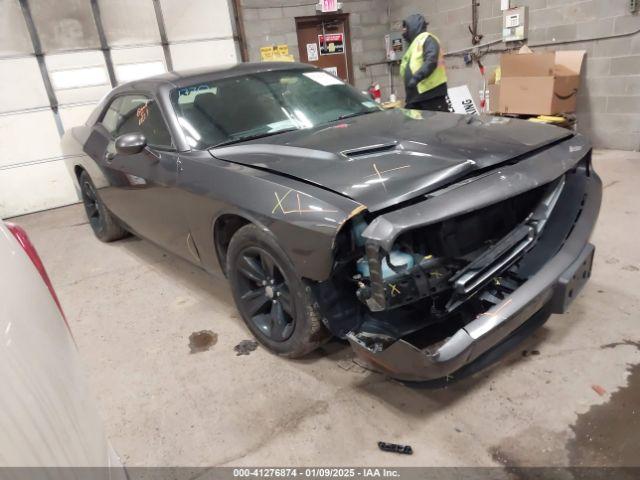  Salvage Dodge Challenger