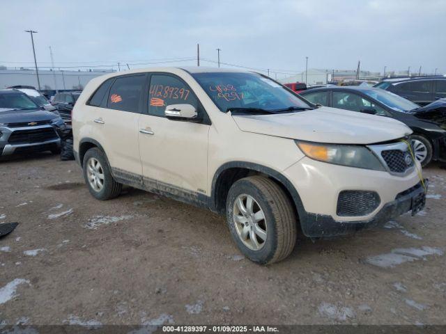  Salvage Kia Sorento