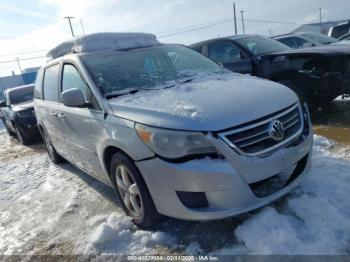  Salvage Volkswagen Routan