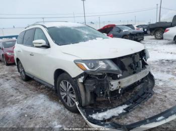  Salvage Nissan Pathfinder