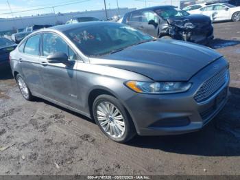  Salvage Ford Fusion