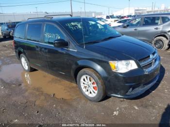  Salvage Dodge Grand Caravan