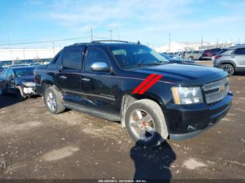 Salvage Chevrolet Avalanche 1500