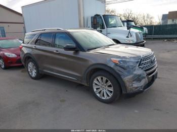  Salvage Ford Explorer