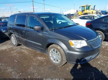  Salvage Chrysler Town & Country