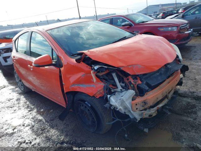  Salvage Toyota Prius c