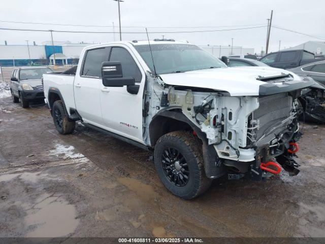  Salvage General Motors Sierra 2500HD