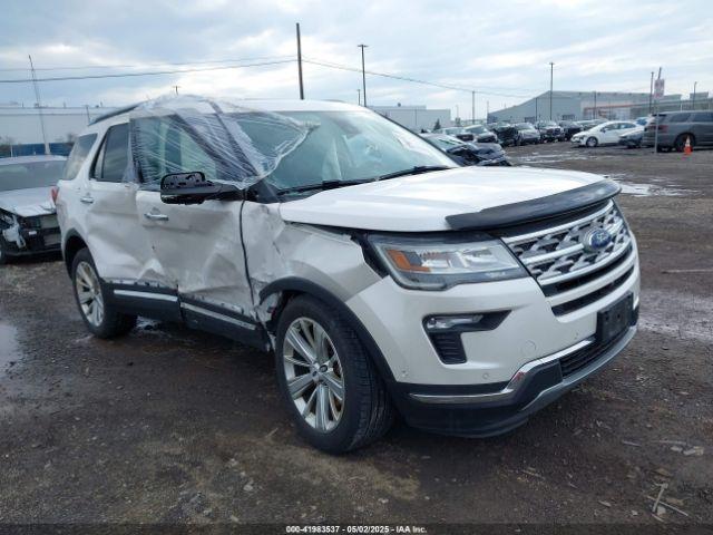  Salvage Ford Explorer