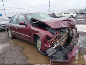  Salvage Mercury Grand Marquis