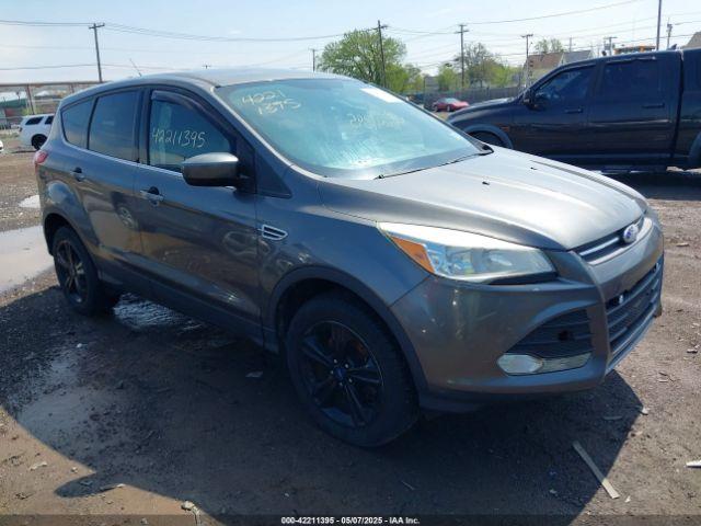  Salvage Ford Escape