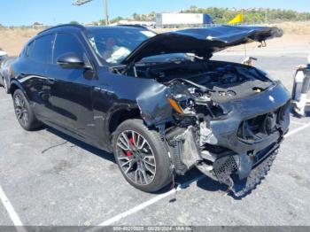  Salvage Maserati Grecale