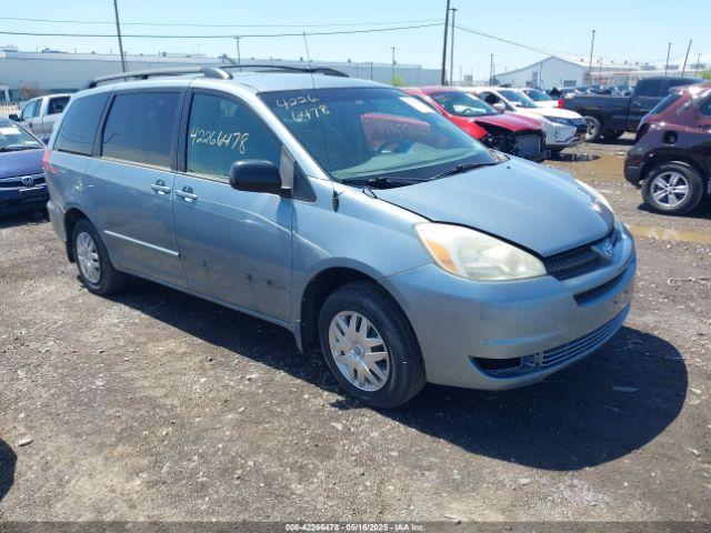 Salvage Toyota Sienna