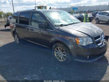  Salvage Dodge Grand Caravan