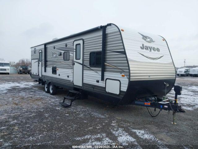  Salvage Jayco 32bhds