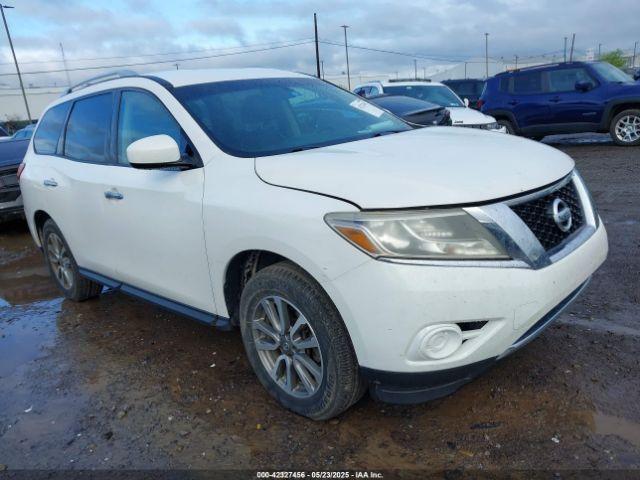  Salvage Nissan Pathfinder