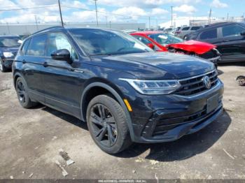  Salvage Volkswagen Tiguan
